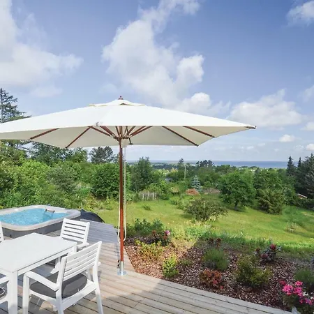 2 Bedroom Awesome In Frevejle Holiday home *