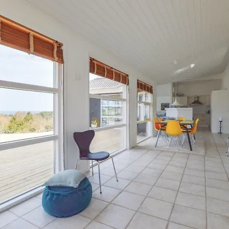 Сasa de vacaciones Two-bedroom In