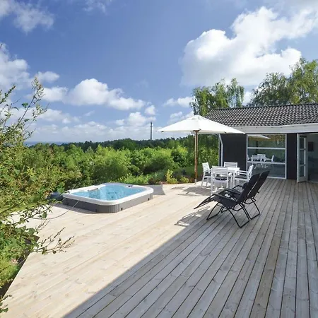 Two-bedroom In * Fårevejle