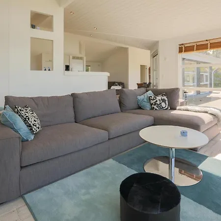 2 Bedroom Awesome In Frevejle Holiday home *