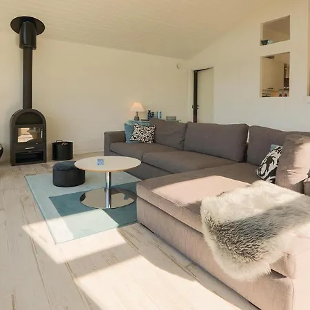 Сasa de vacaciones Two-bedroom In