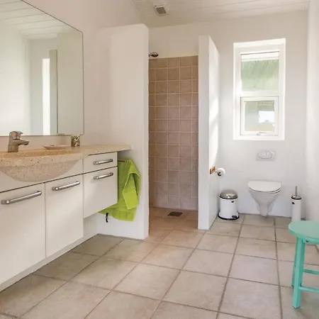 Increíble Casa En Con Wifi Fårevejle