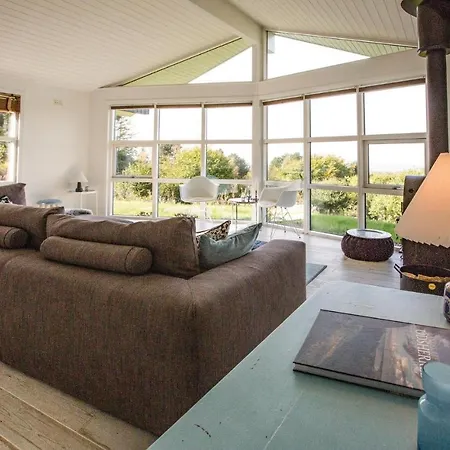 2 Bedroom Awesome In Frevejle